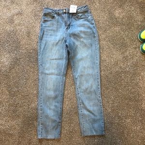 Women’s Mom Jeans - NWT